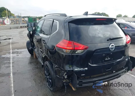 2017 Nissan Rogue Sv z USA, uszkodzony, nr VIN 5N1AT2MT2HC760027